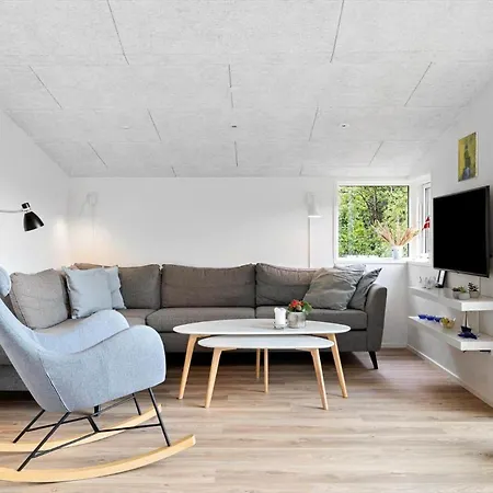 Tv1407-jerup-blabaervej-8 Дом отдыха *