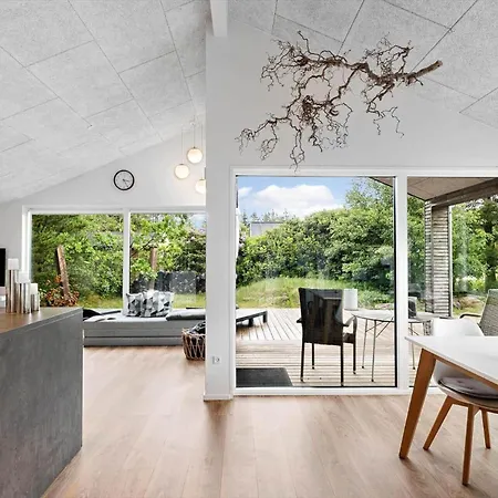 Tv1407-jerup-blabaervej-8 *